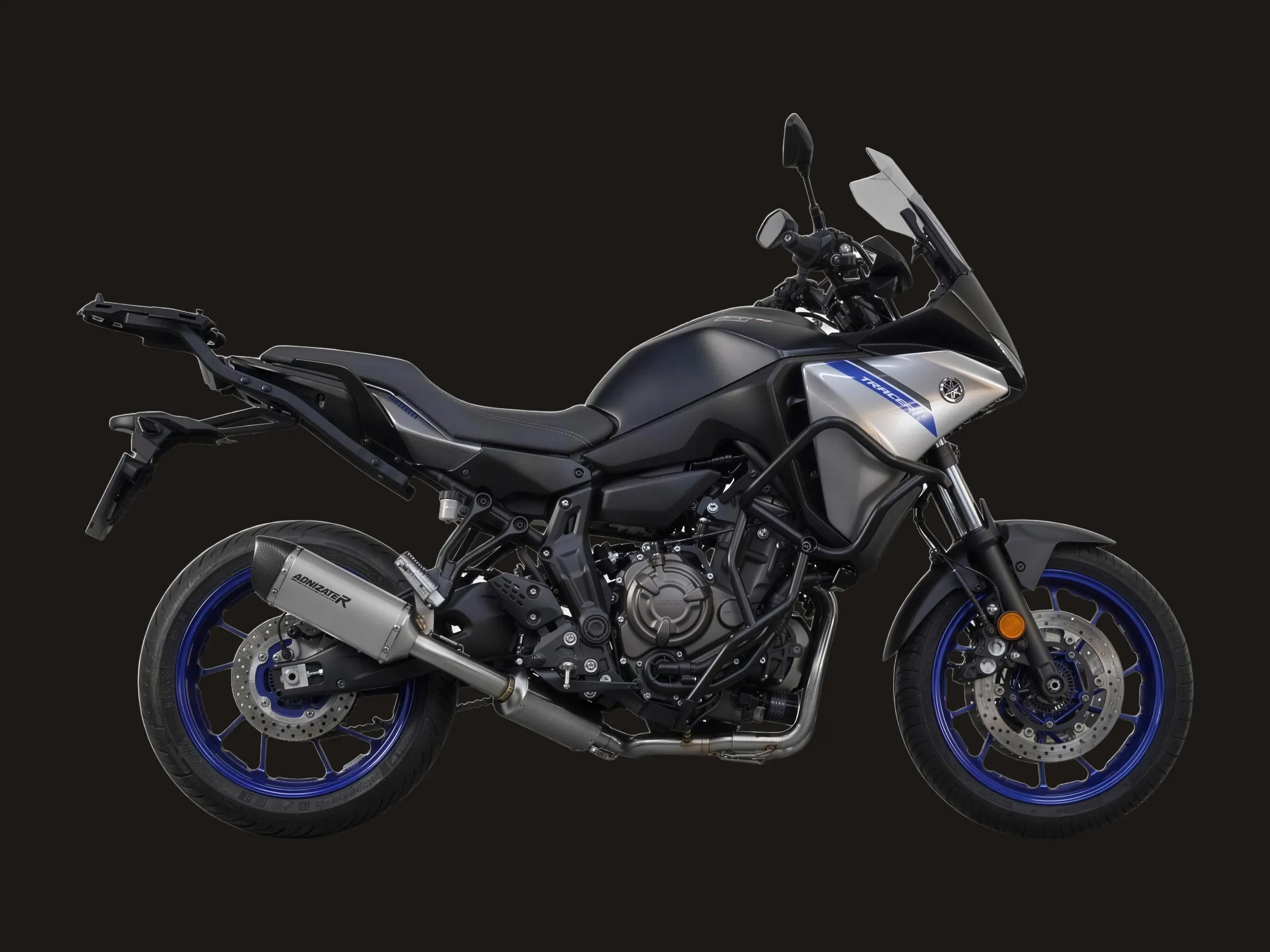 Yamaha Tracer 7 oldalnézetből